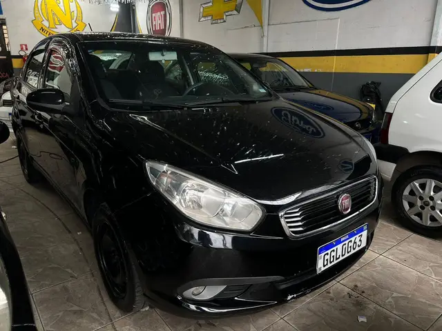Carro Fiat Grand Siena 2018 Evo Attractive 1.4 8V (Flex)