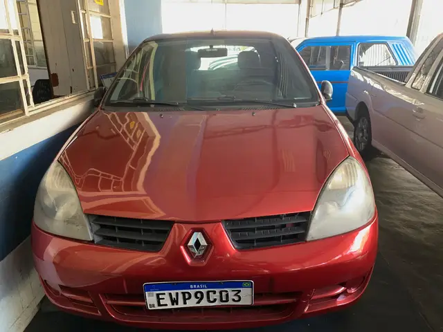 Carro Renault Clio 2012 1.0 16V (flex) 4p