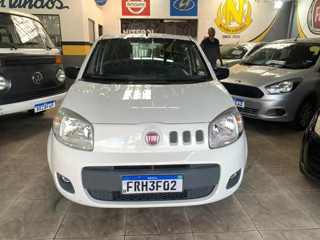 Carro Fiat Uno 2014 Way 1.0 8V (Flex) 4p