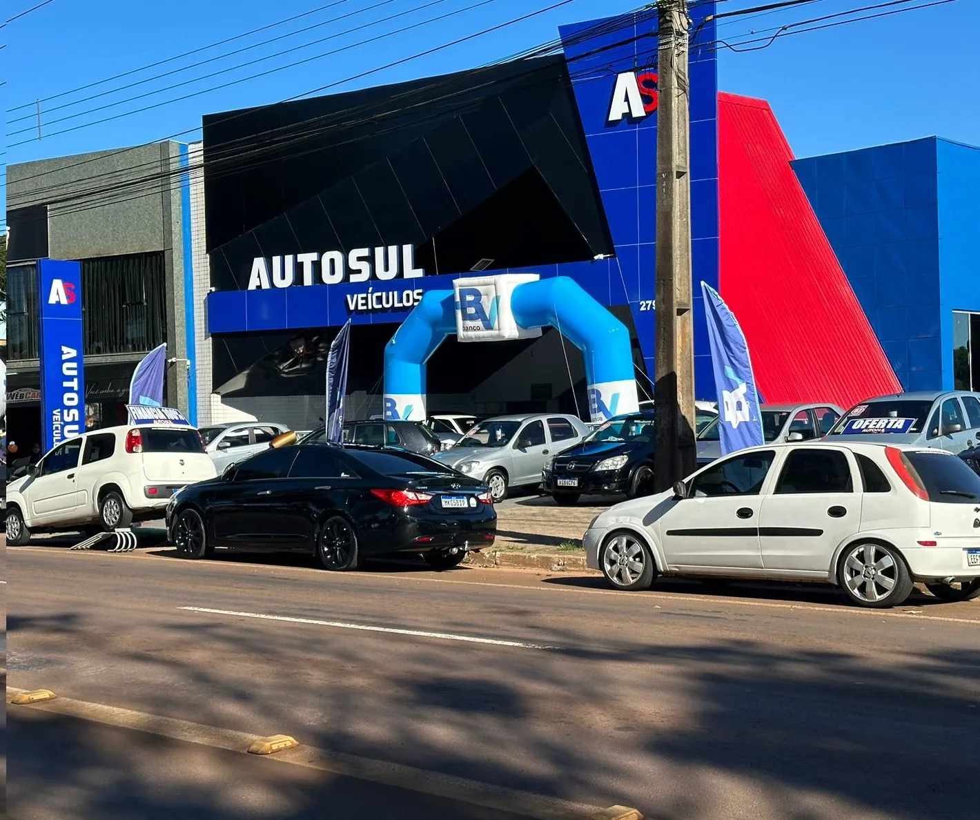 Fachada da loja AUTO SUL VEICULOS - Cascavel - PR