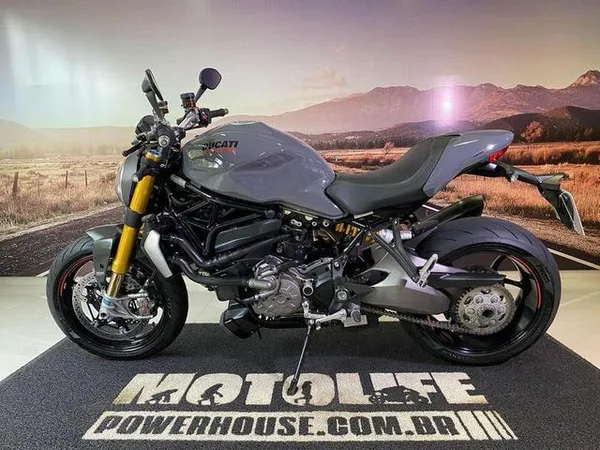 Ducati hotsell monster 2019