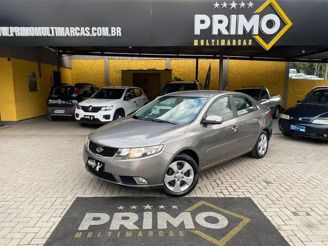 Carro Kia Cerato 2011 1.6 16V
