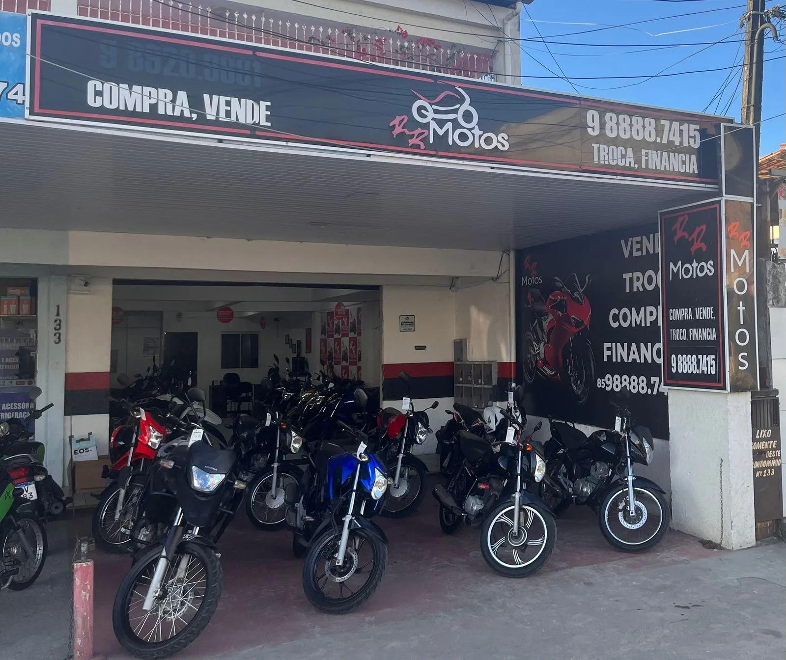 Fachada da loja RR Motos - Fortaleza - CE