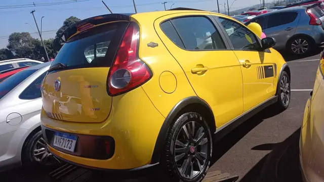 Carro Fiat Palio 2014 Sporting 1.6 16V (Flex)