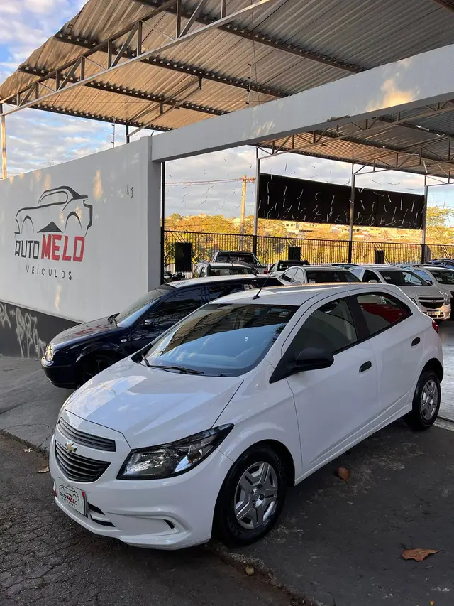 Carro Chevrolet Onix 2019 1.0 Joy SPE/4