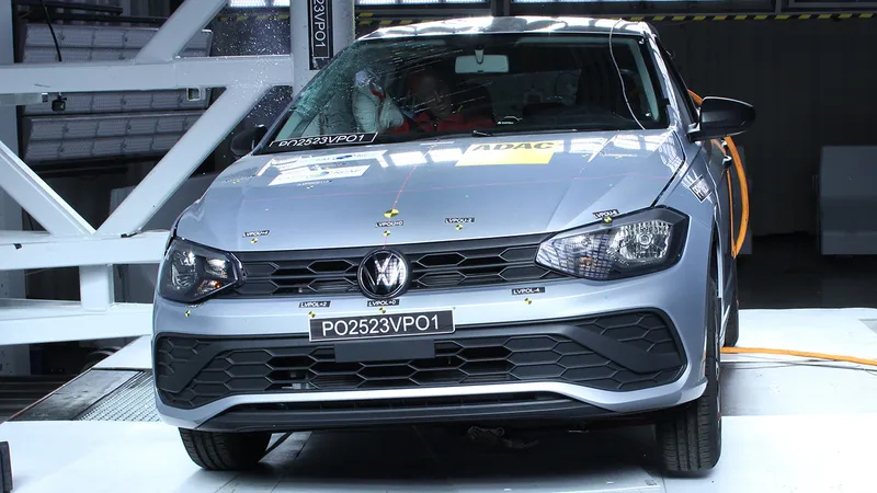 Novo VW Polo Track garante três estrelas em teste de colisão do Latin NCAP