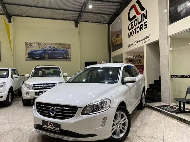 Carro Volvo XC60 Momentum 2016 XC 60 T-5 MOMENTUM 2.0 245cv FWD 5p