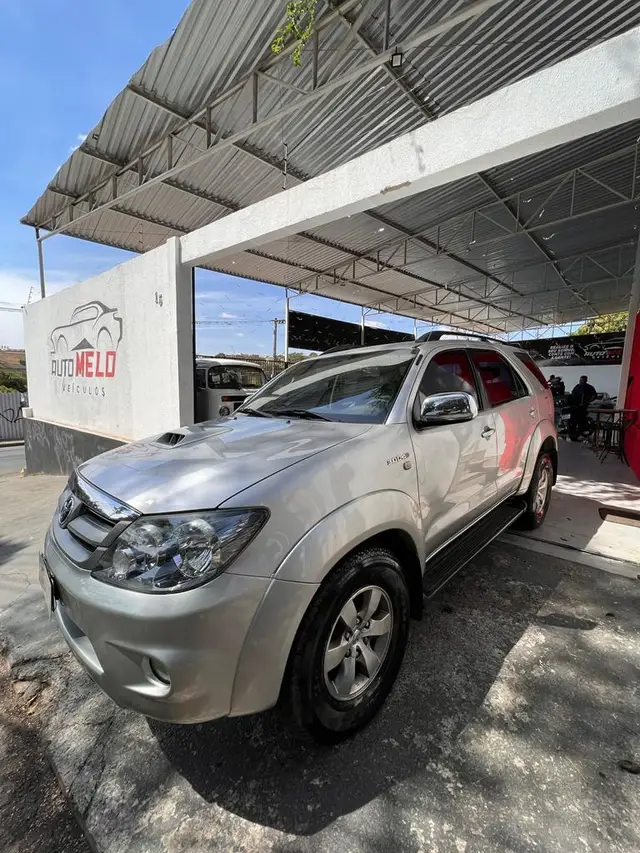Carro Toyota Hilux SW4 2007 SRV 4x4 3.0 Turbo  (aut)