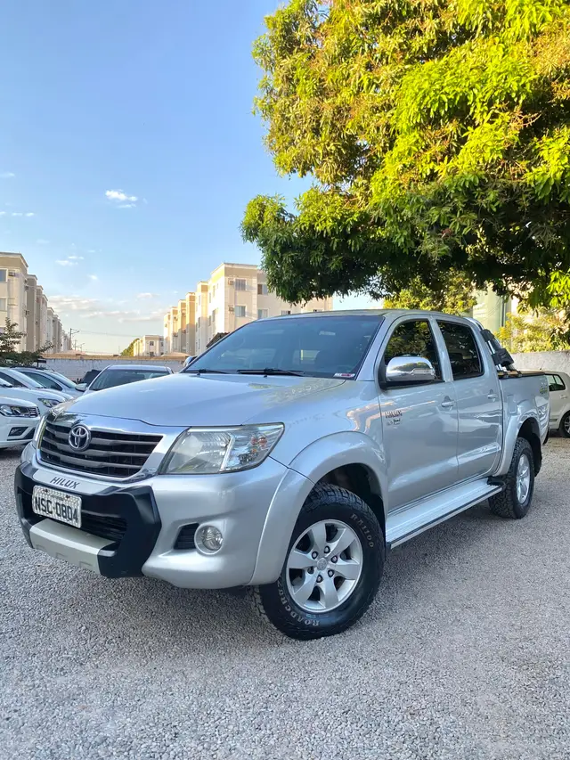 Carro Toyota Hilux Cabine Dupla 2013 Hilux 2.7 SRV CD 4x4 (Flex) (Aut)
