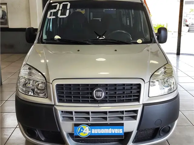 Carro Fiat Doblò 2020 Essence 1.8 16V (Flex)