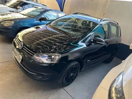 Carro Volkswagen SpaceFox 2013 1.6 8V Trend (Flex)