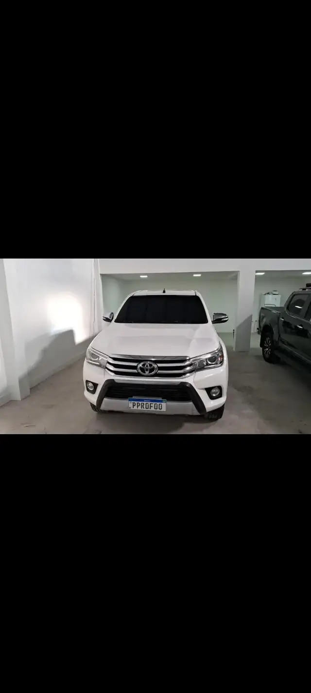 Carro Toyota Hilux Cabine Dupla 2017 Hilux 2.8 16v TDI SRV CD 4x4 (Aut)