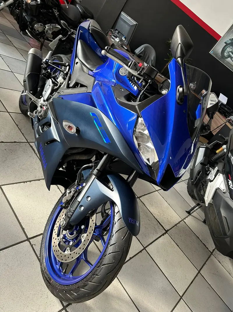 Yamaha YZF R3 ABS