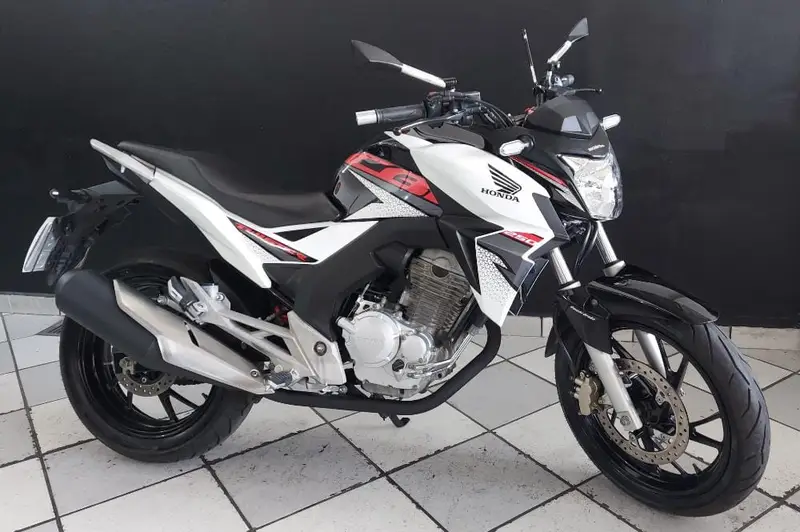 Honda CB 250F Twister Standard