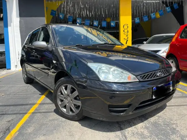 Carro Ford Focus Hatch 2009 GL 1.6 8V (Flex)