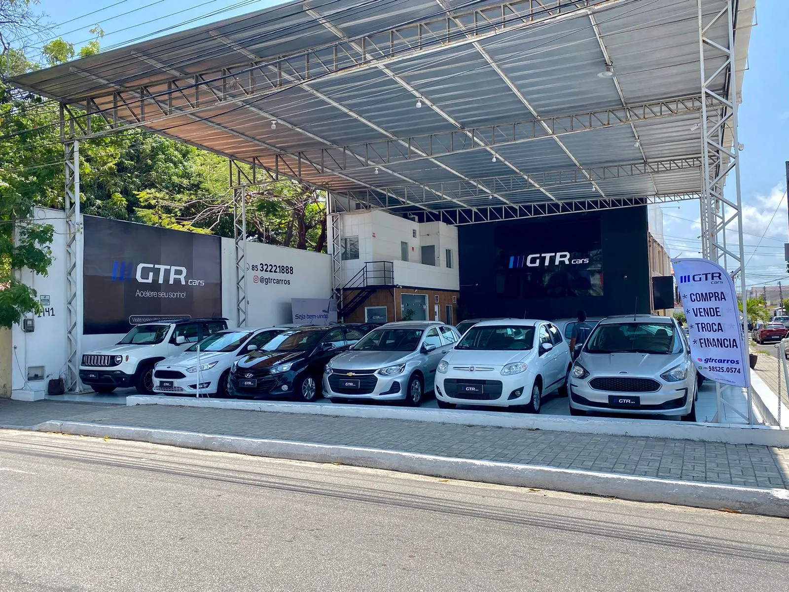 Fachada da loja Veículos à venda em GTR COMERCIO DE VEICULOS - Fortaleza - CE | Mobiauto