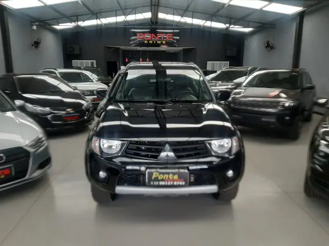 Carro Mitsubishi L200 Triton Sport 2012 3.5 V6 (Flex) (Aut)