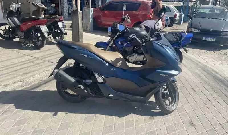 Honda PCX 160 DLX ABS
