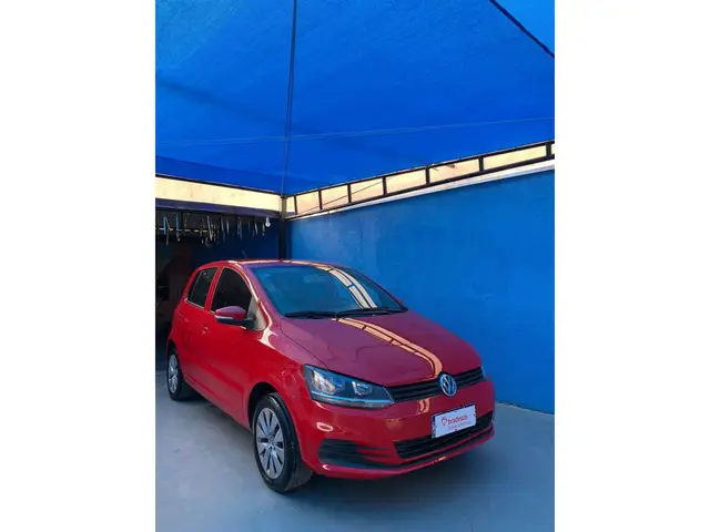 Carro Volkswagen Fox 2015 1.0 TEC Comfortline (Flex)