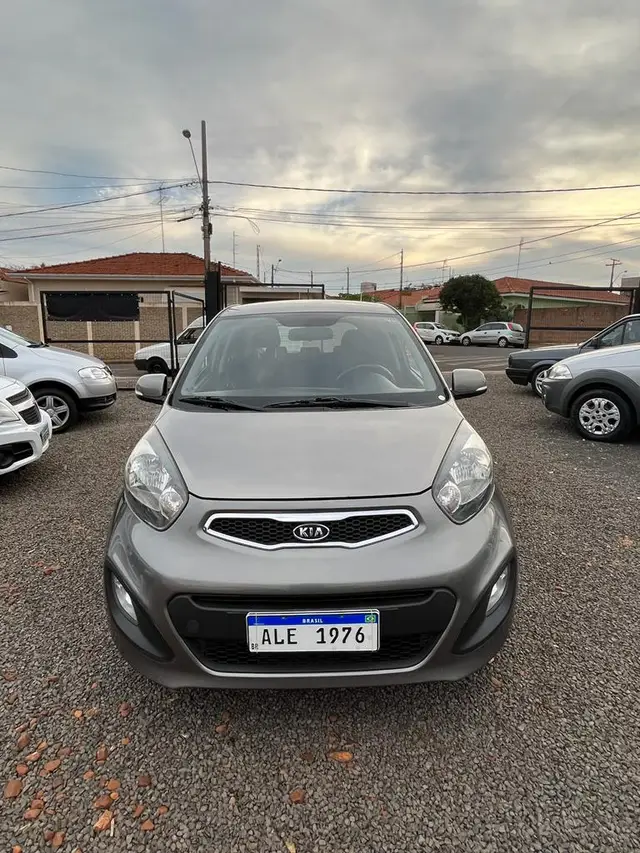 Carro Kia Picanto 2013  EX 1.0 (Flex)