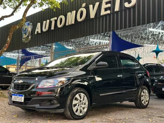 Carro Chevrolet Onix 2014 1.4 LT SPE/4