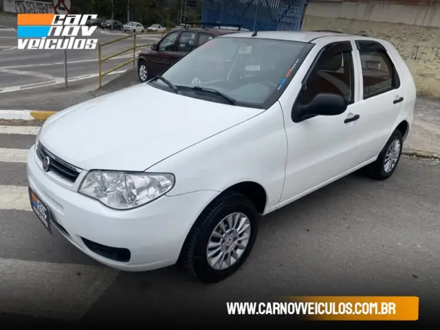 Carro Fiat Palio 2015 Fire 1.0 8V (Flex) 4p