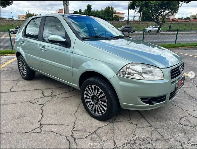 Carro Fiat Palio 2015 Attractive 1.4 Evo (Flex)