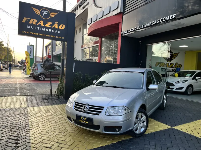 Volkswagen Bora 2.0 MI (Flex)