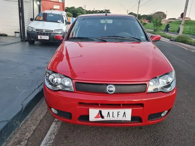 Carro Fiat Palio 2004 ELX 1.3 8V (Flex)