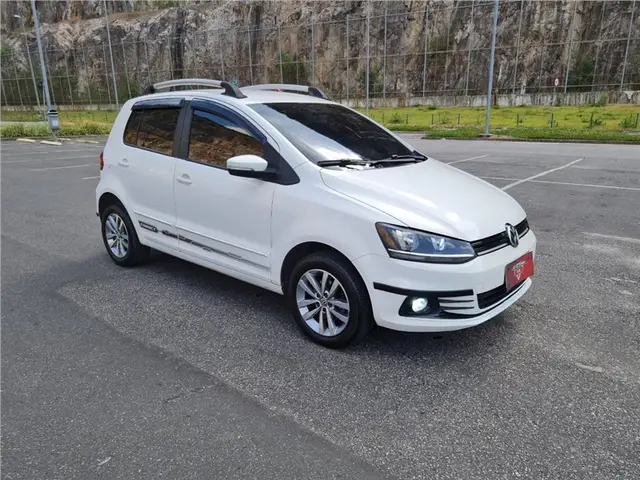 Carro Volkswagen Fox 2018 1.6 MSI Connect (Flex)