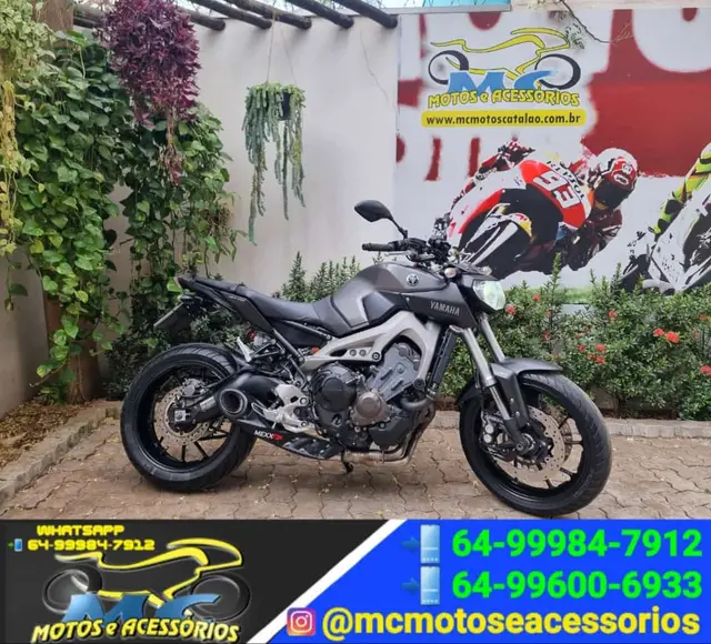 Carro Yamaha MT-09  2016 ABS