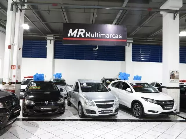 Fachada da loja MR MULTIMARCAS - São Paulo - SP