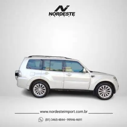 Carro Mitsubishi Pajero Full 2015 3.2 DI-D 5D HPE 4WD
