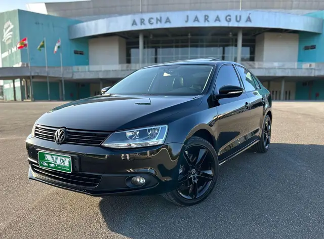 Carro Volkswagen Jetta 2014 2.0 TSI Highline DSG