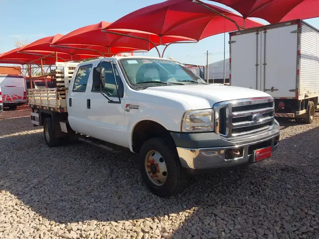 Carro Ford F 4000 2019 Trompicampo Multi CT 2.8 4x2