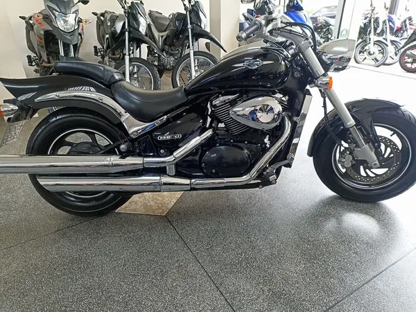 Suzuki boulevard 600 top