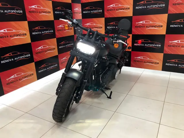 Carro Harley-Davidson Softail 2018 Fat bob