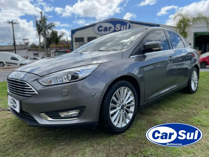 Ford Focus Sedan Titanium 2.0 PowerShift