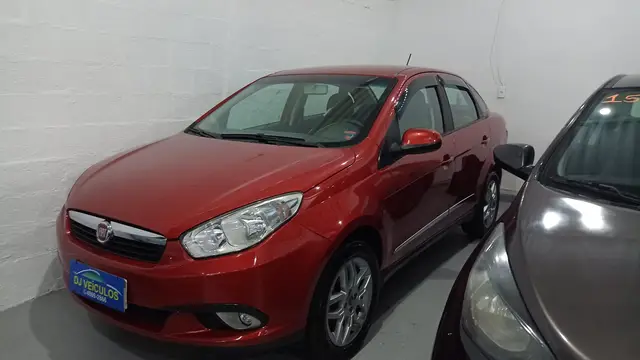 Carro Fiat Grand Siena 2018 Attractive 1.0 (Flex)