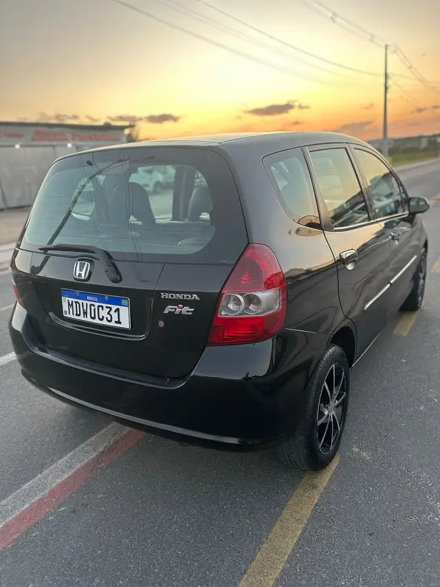 Carro Honda Fit 2004 LX 1.4
