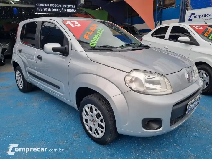 Fiat Uno Vivace 1.0 8V (Flex) 4p