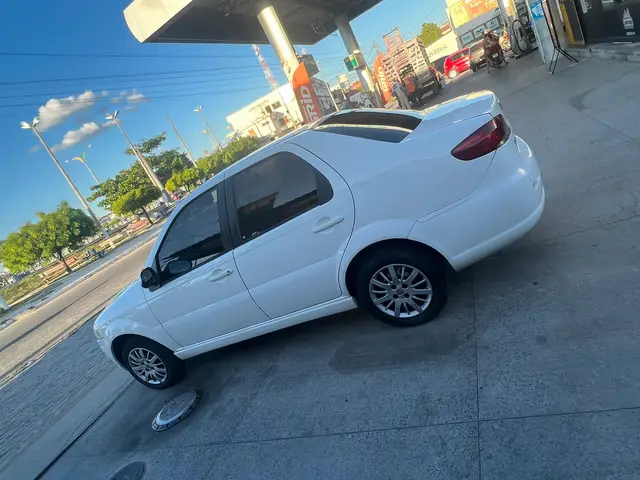 Carro Fiat Siena 2014 EL 1.0 8V (Flex)