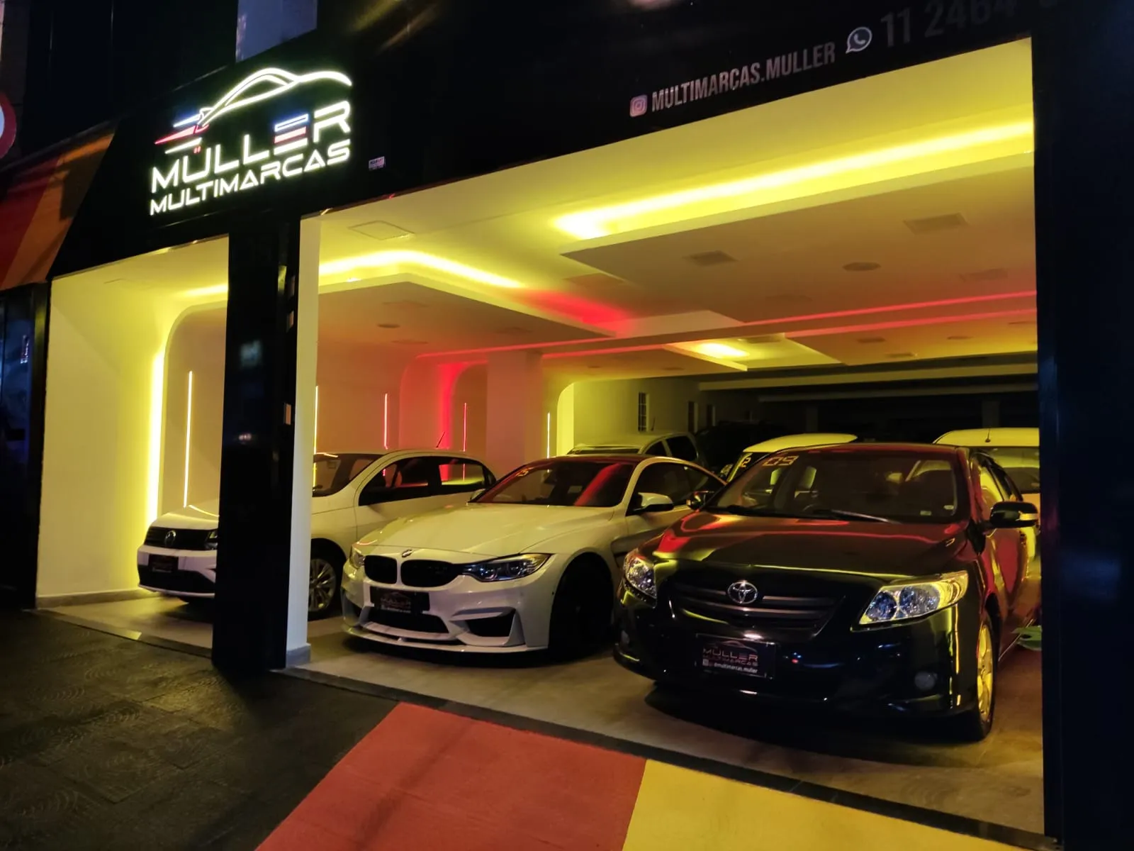 Fachada da loja Veículos à venda em Müller Multimarcas - Guarulhos - SP | Mobiauto