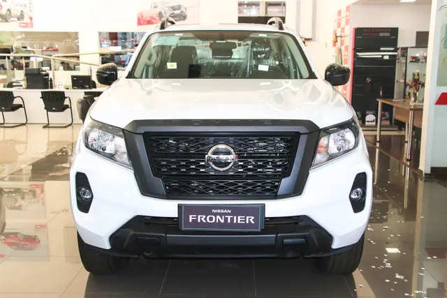 Carro Nissan Frontier 2025 Attack 2.3 Turbo 4x4