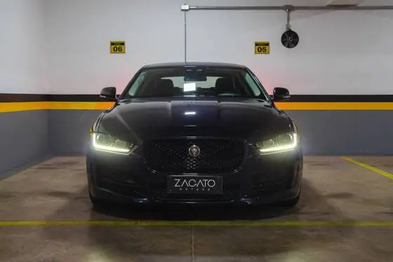 Carro Jaguar XE 2016 2.0 GTDI R-Sport