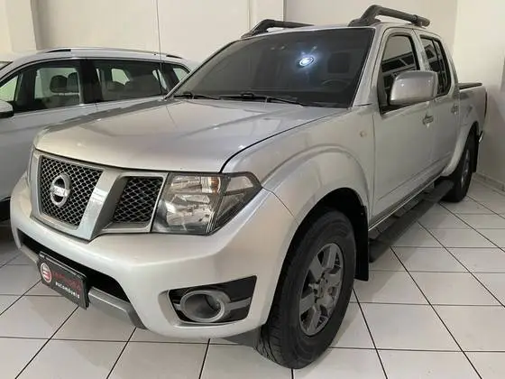 Nissan Frontier 2.5 TD CD 4x4 SV Attack