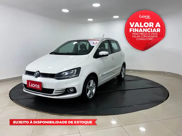 Carro Volkswagen Fox 2016 1.6 16v MSI Highline (Flex)