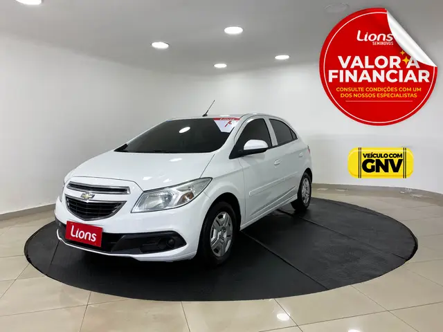 Carro Chevrolet Onix 2014 1.0 LT SPE/4