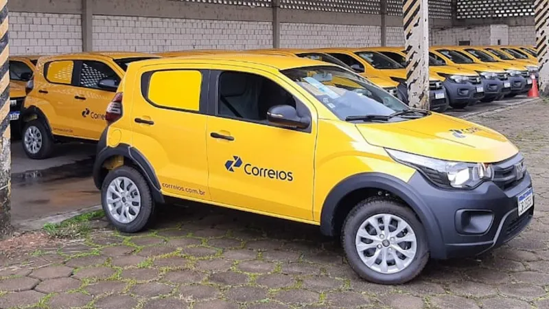 O raro Fiat Mobi Furgão que só seu carteiro dos Correios pode dirigir