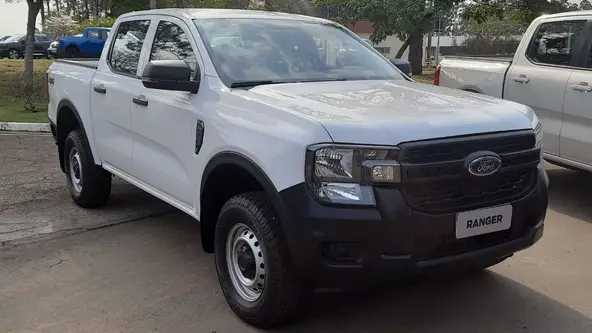 SUV de sete lugares derivado da Hilux reina em seu segmento, apesar do preço elevado. Veja tudo que ele oferece no ano-modelo 2024